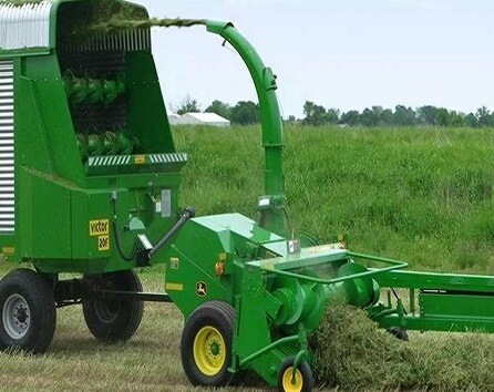 Pull-Type-Harvester